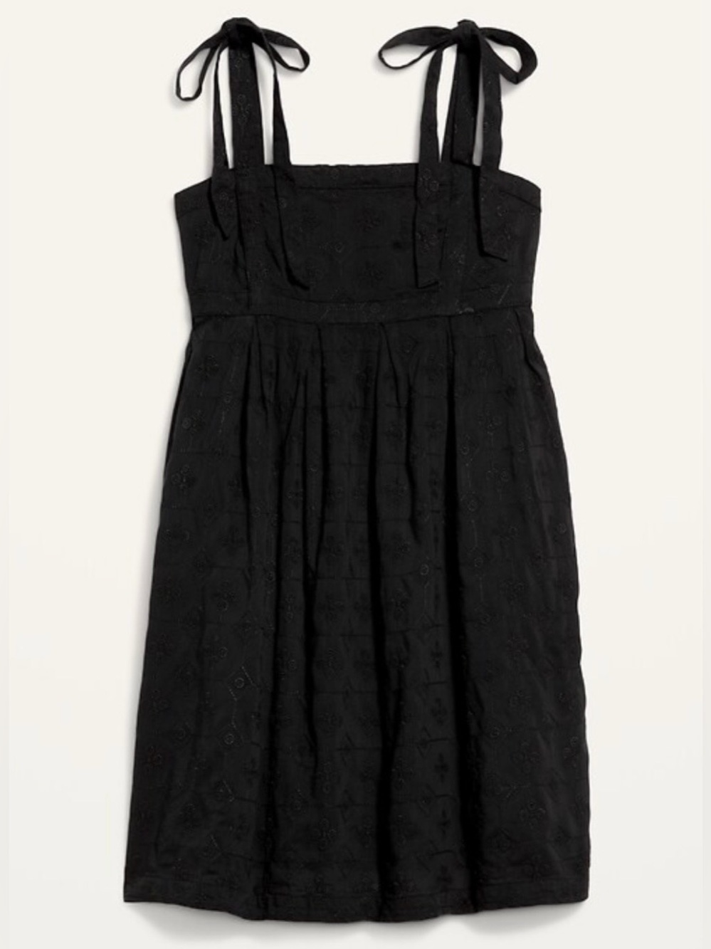 Old Navy Tie-Shoulder Embroidered Mini
Babydoll Swing Dress Size Medium Women’s